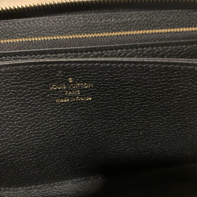 Louis Vuitton Zippy Wallet